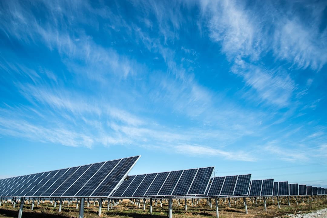 De la energía solar a los centros de datos orbitales: cómo Elon Musk abandonó su propia visión verde