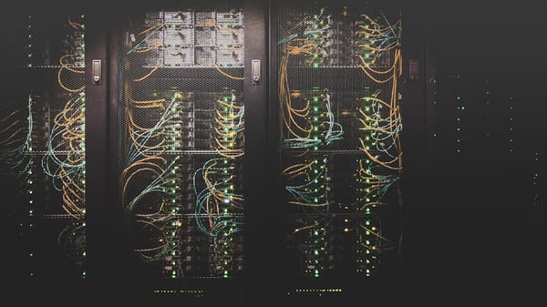 El precio oculto de la IA: cómo los centros de datos están disparando tu factura eléctrica (y nadie lo dice en voz alta)