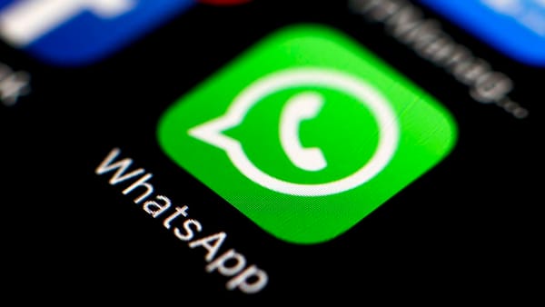 Apple retira WhatsApp de su Store… temporalmente.